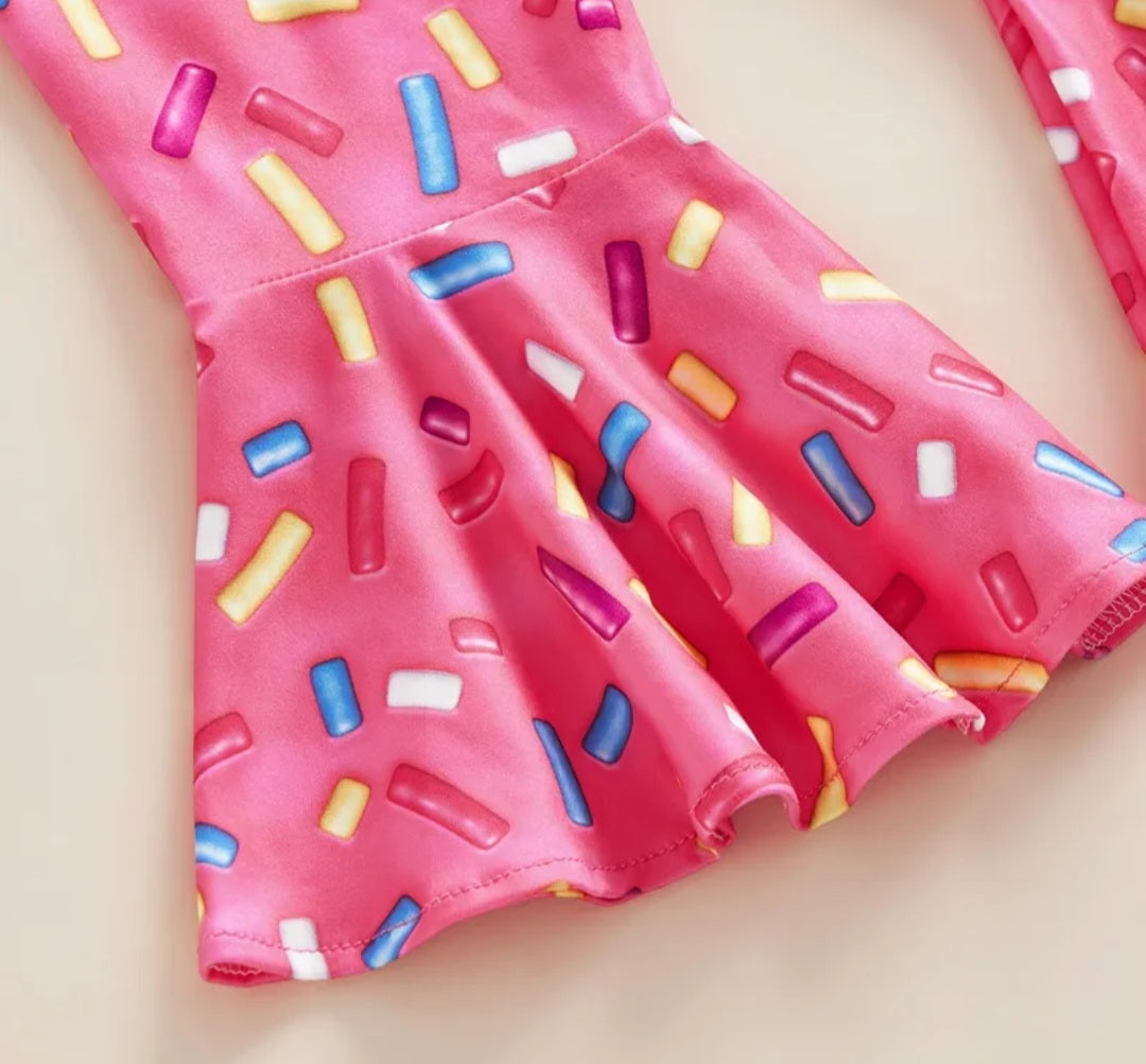 Two Sweet Donuts T-shirt with Bell Bottoms and Headband - Image 5