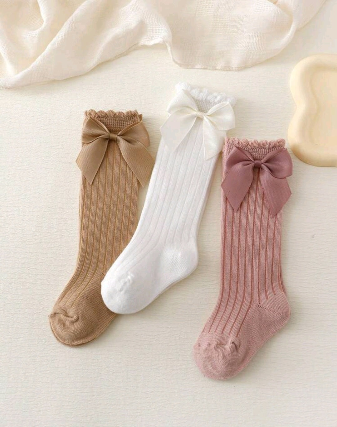 Bow Socks Singles - Image 2
