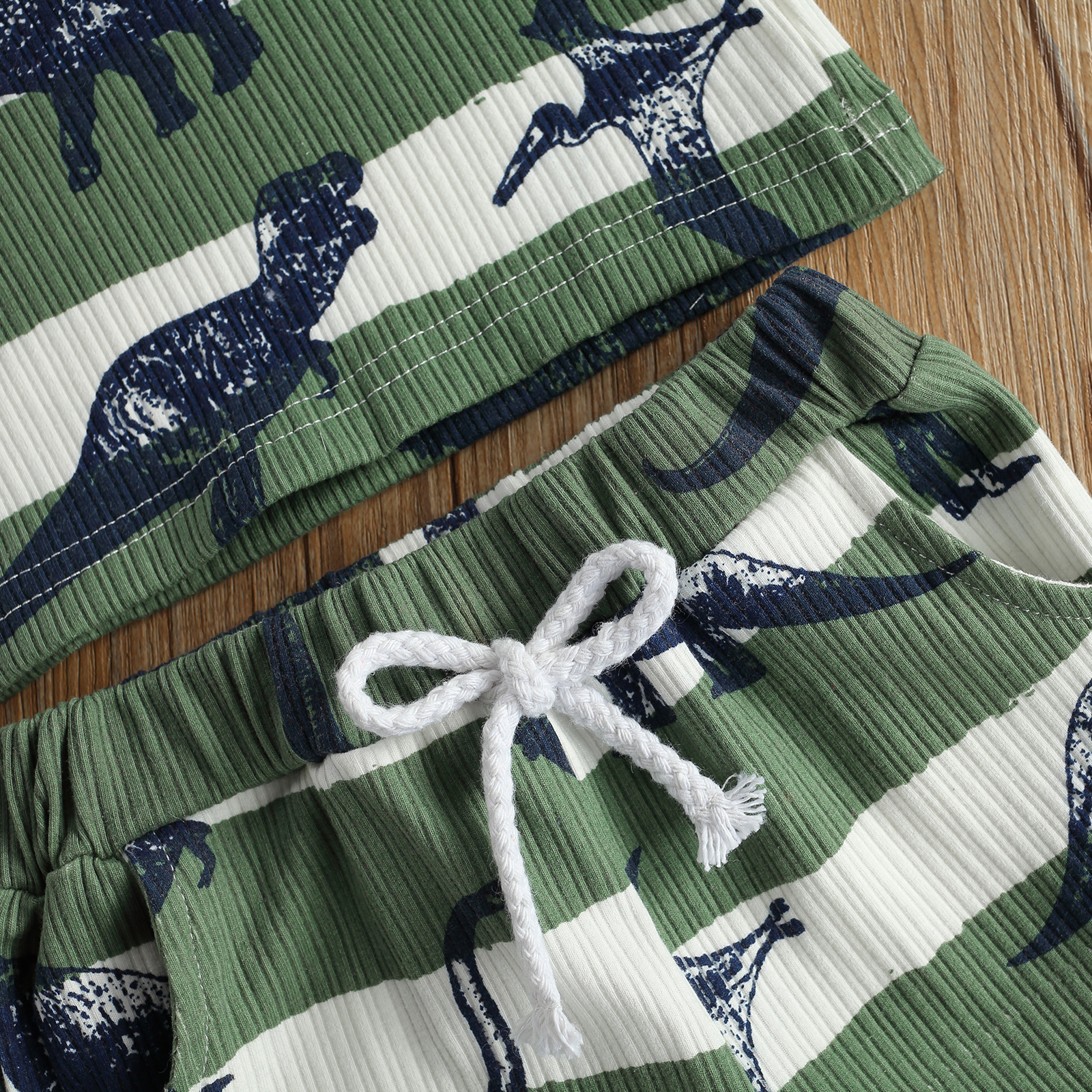 Green and white dino striped set - Image 5