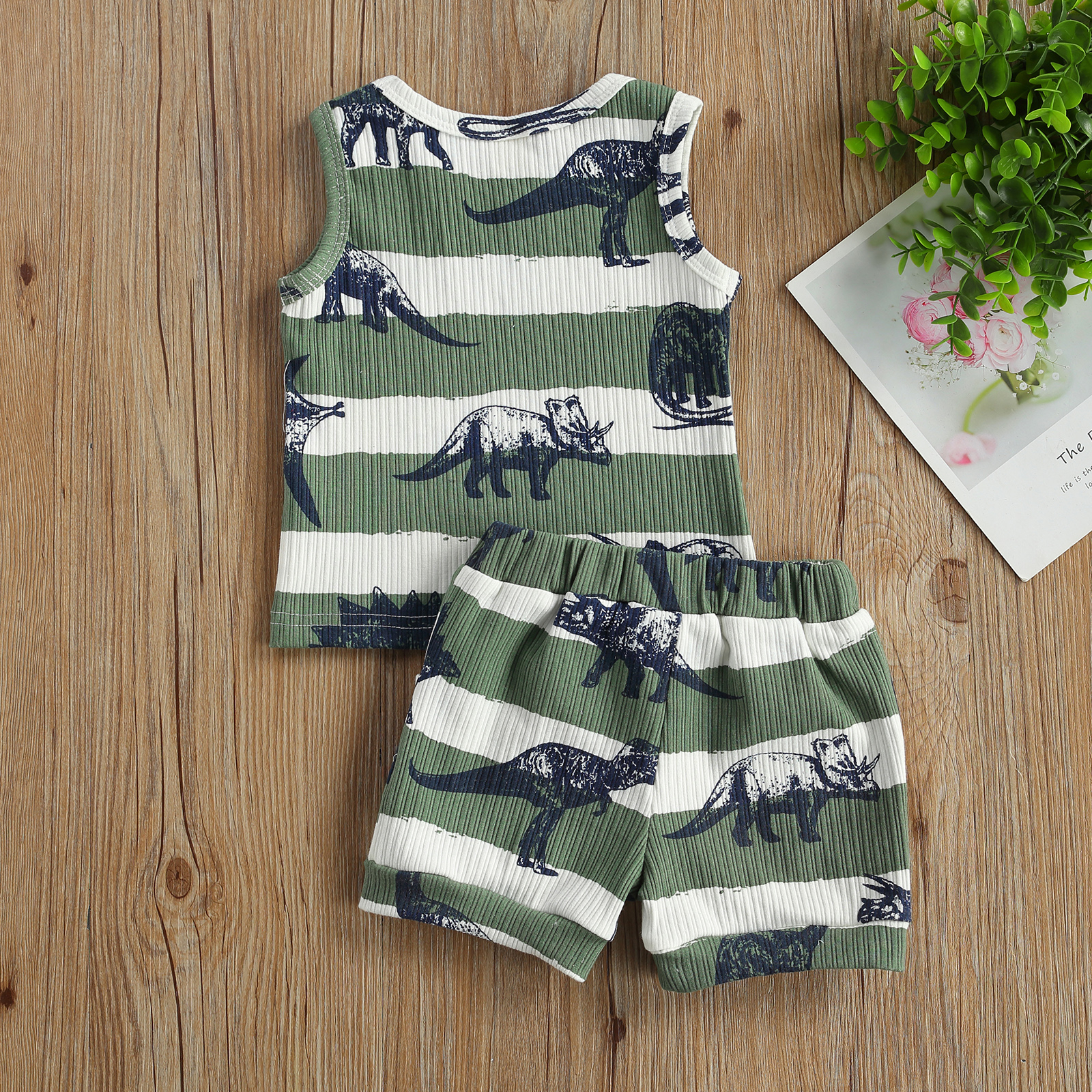 Green and white dino striped set - Image 6