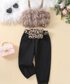 Alternative view of Fluffy crop top black pants and leopard belt