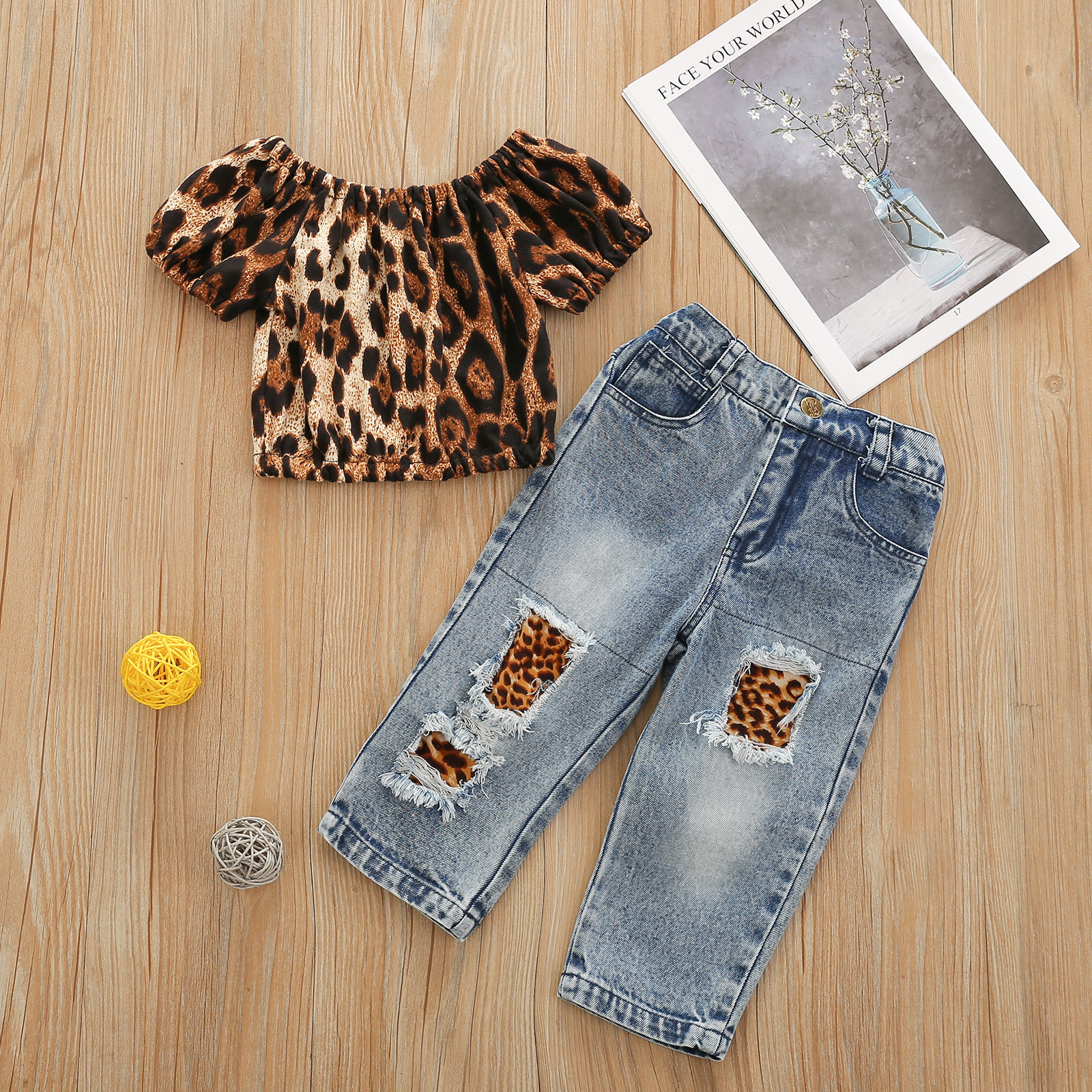 Soft off shoulder leopard top with matching denim pants(5-6y)