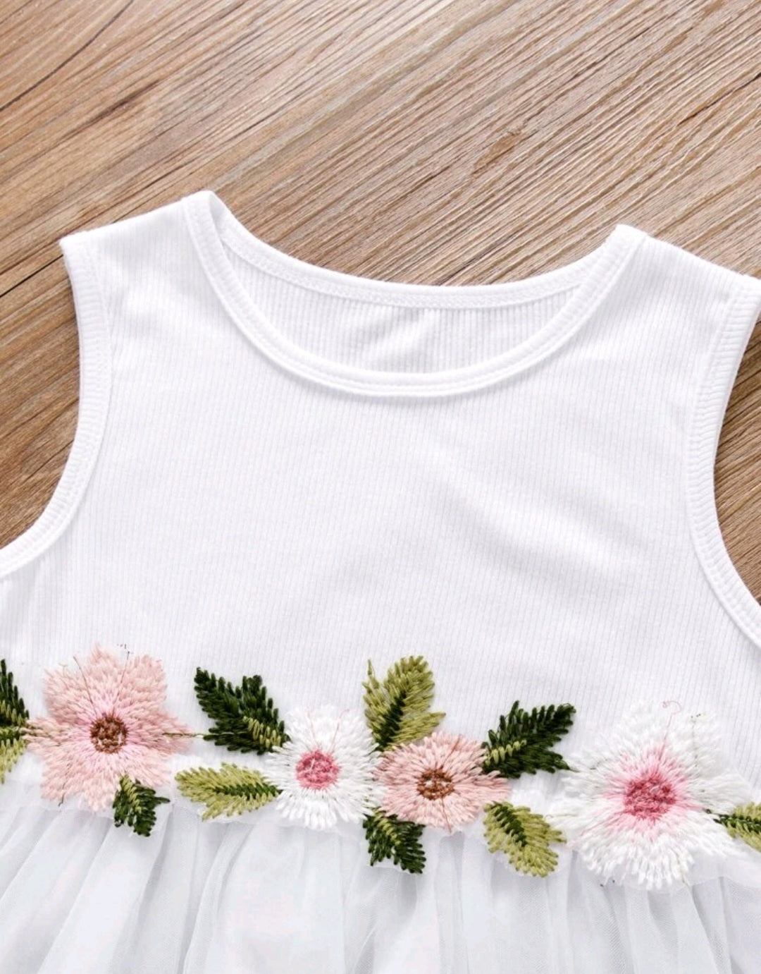 White Ribbed Floral Dress - Image 4